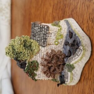 David Winter 1992 Cottage Series The Shires  Wiltshire Water Wheel